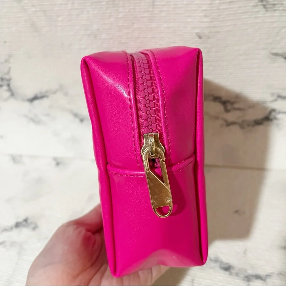 YSL Beauty Pink Heart Necklace & Pouch (Pendant is the Zipper Pull) - Picture 14 of 17
